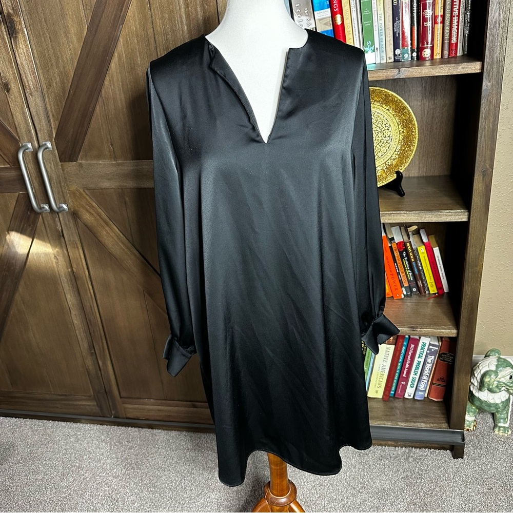 H&M Black Dress 🧵